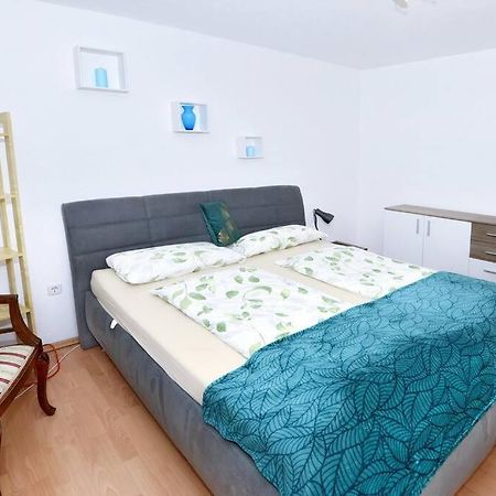Ferienwohnung Karawankenblick Bach  Εξωτερικό φωτογραφία